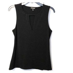 Women’s Express M Top